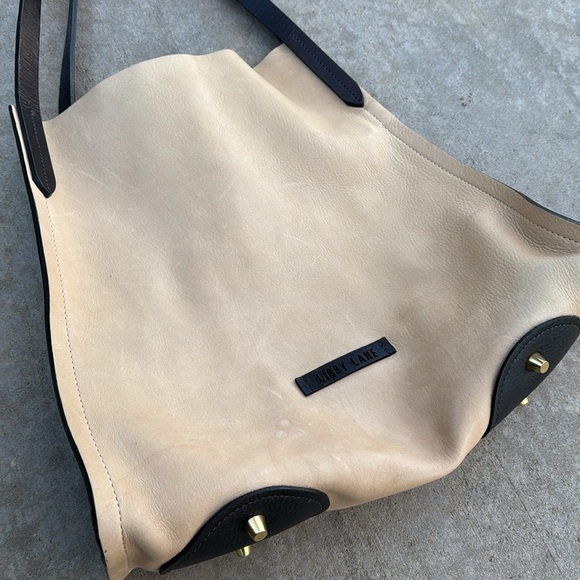 Women’s Libby Lane Custom Made Shoulder Tote - Picture 8 of 16